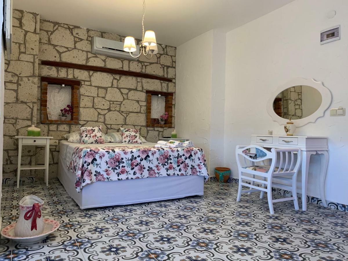Windmill Alacati Exterior photo